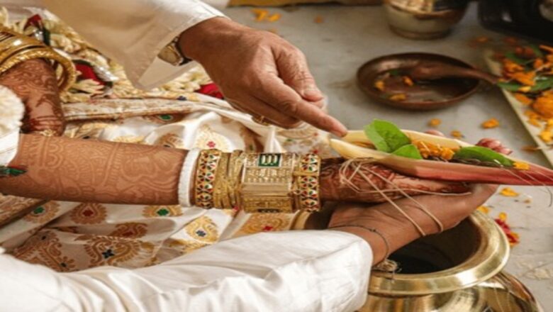 হেৰাই যাব নেকি অসমীয়াৰ বিয়াৰ পৰম্পৰাবোৰ